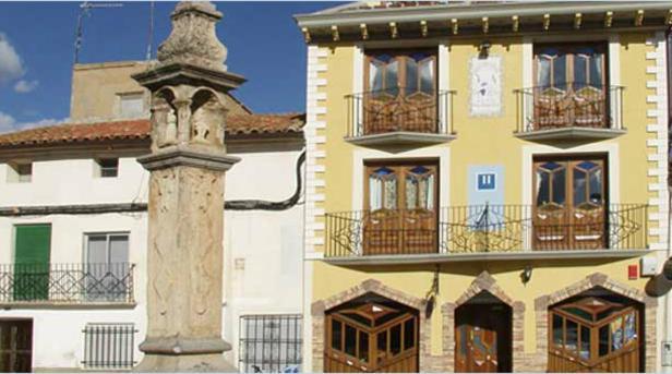 Hostal Las Grullas Tornos Exterior foto