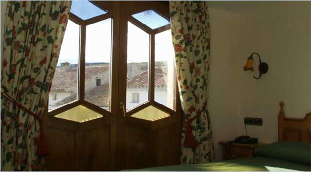Hostal Las Grullas Tornos Quarto foto